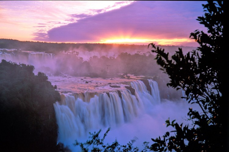 O Parque Nacional Do Iguaçu bateu recorde de visitação em 2015.